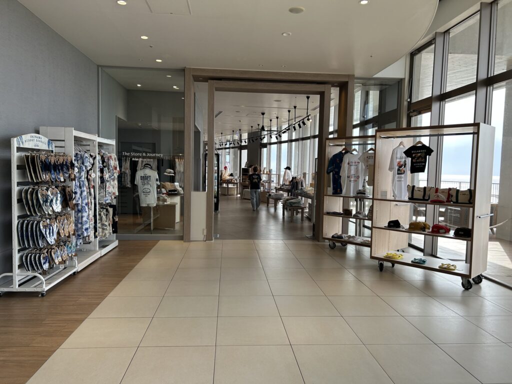 オリオンホテルモトブ内の公式ショップ