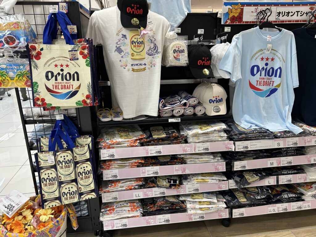 イオン北谷店内のオリオンビールグッズ
